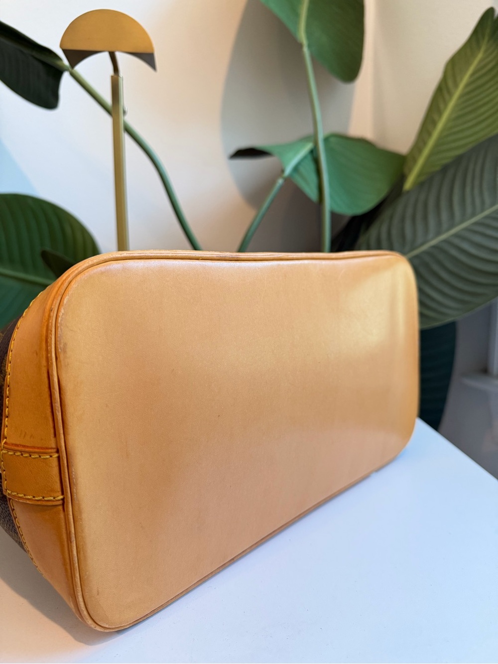 Louis Vuitton ‘Alma PM’ - Picture 6 of 12